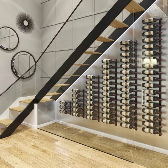 support bouteille sous escalier